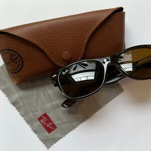 LIKE NEW RayBan New Wayfarer RB2132 Havana Brown